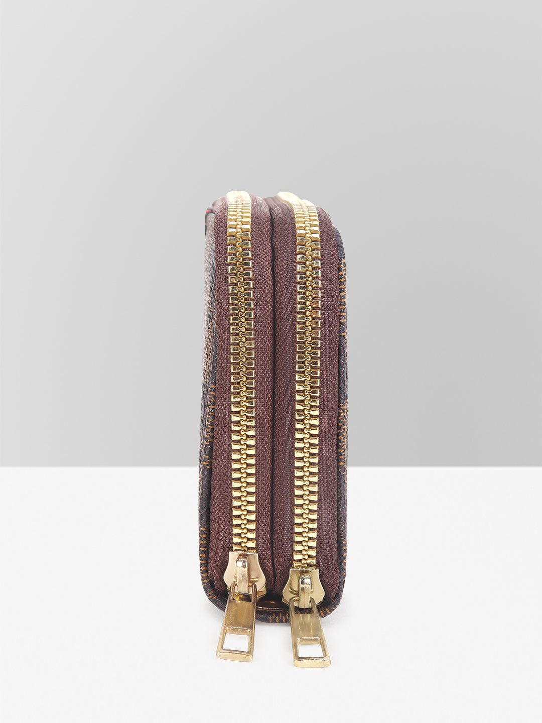 Filauri Elegant Dual-Zip Wallet with Patterned Design