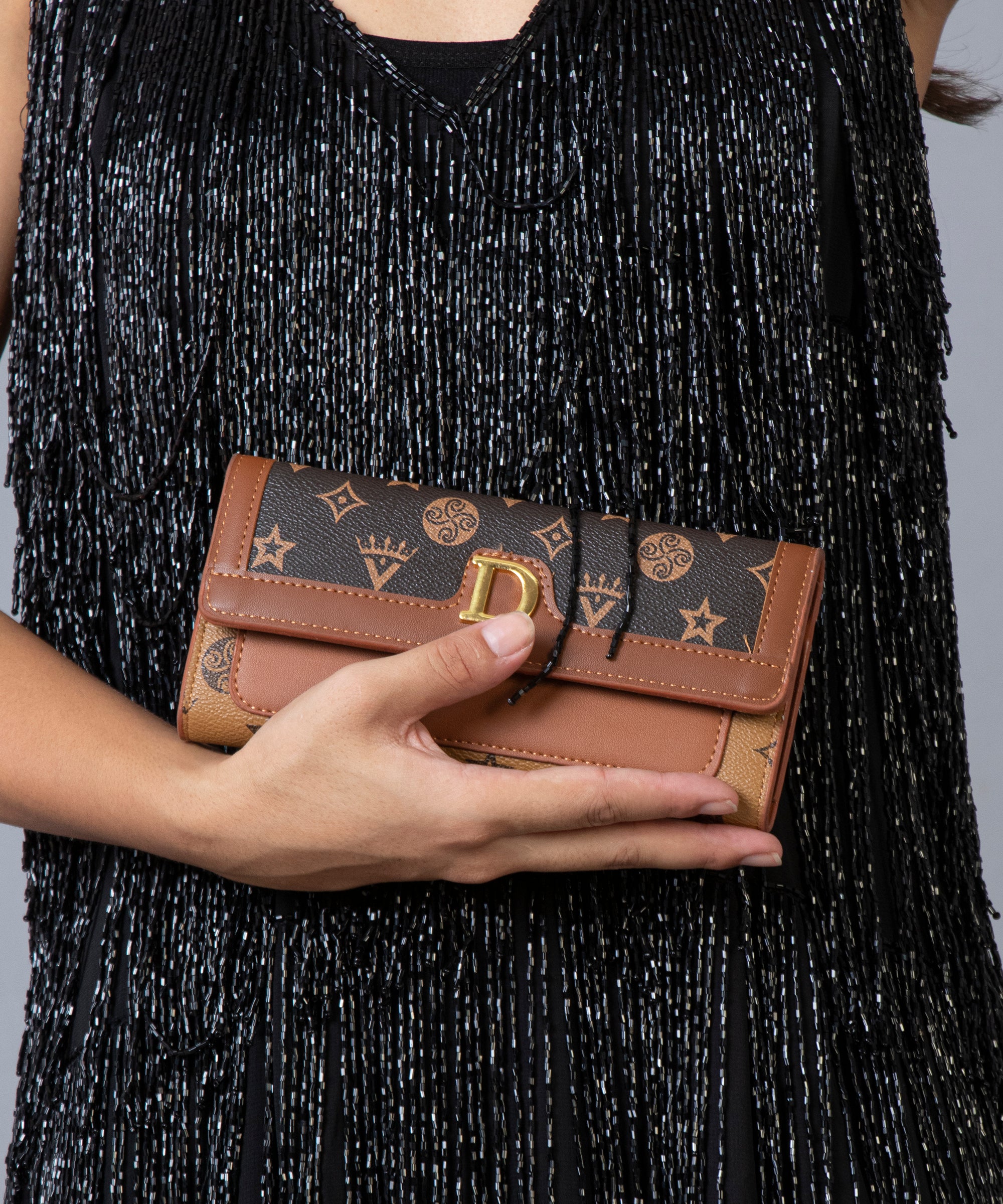 Filauri Elegant D-Pattern Clutch Wallet