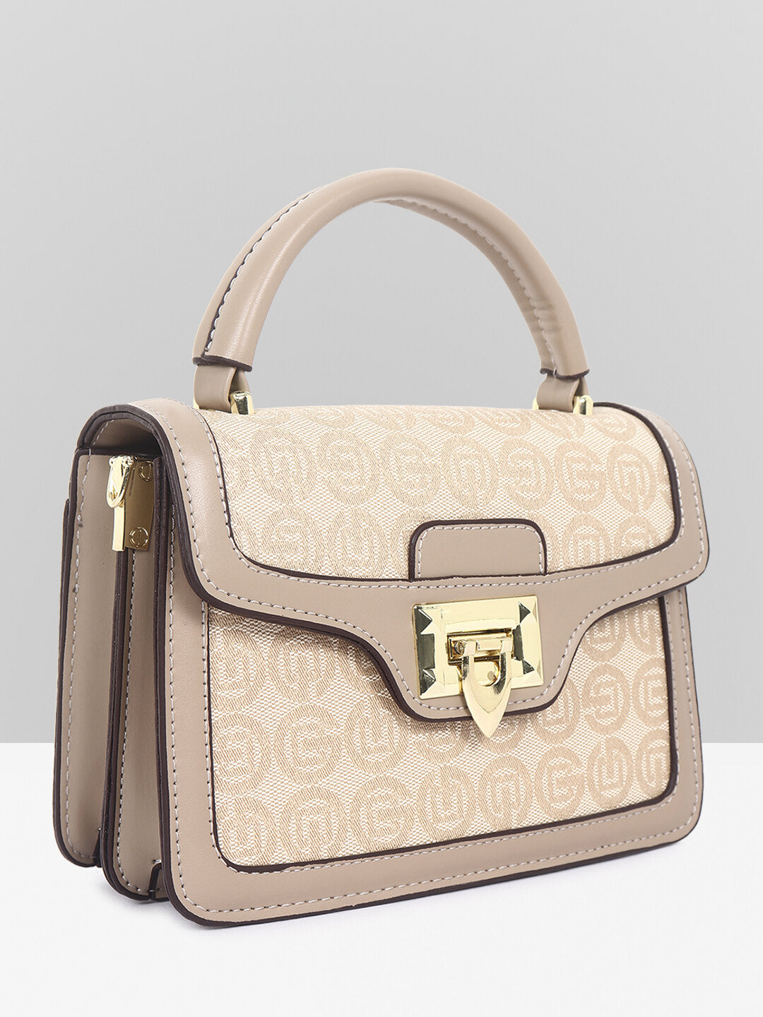 Filauri Fetching Sling Bag