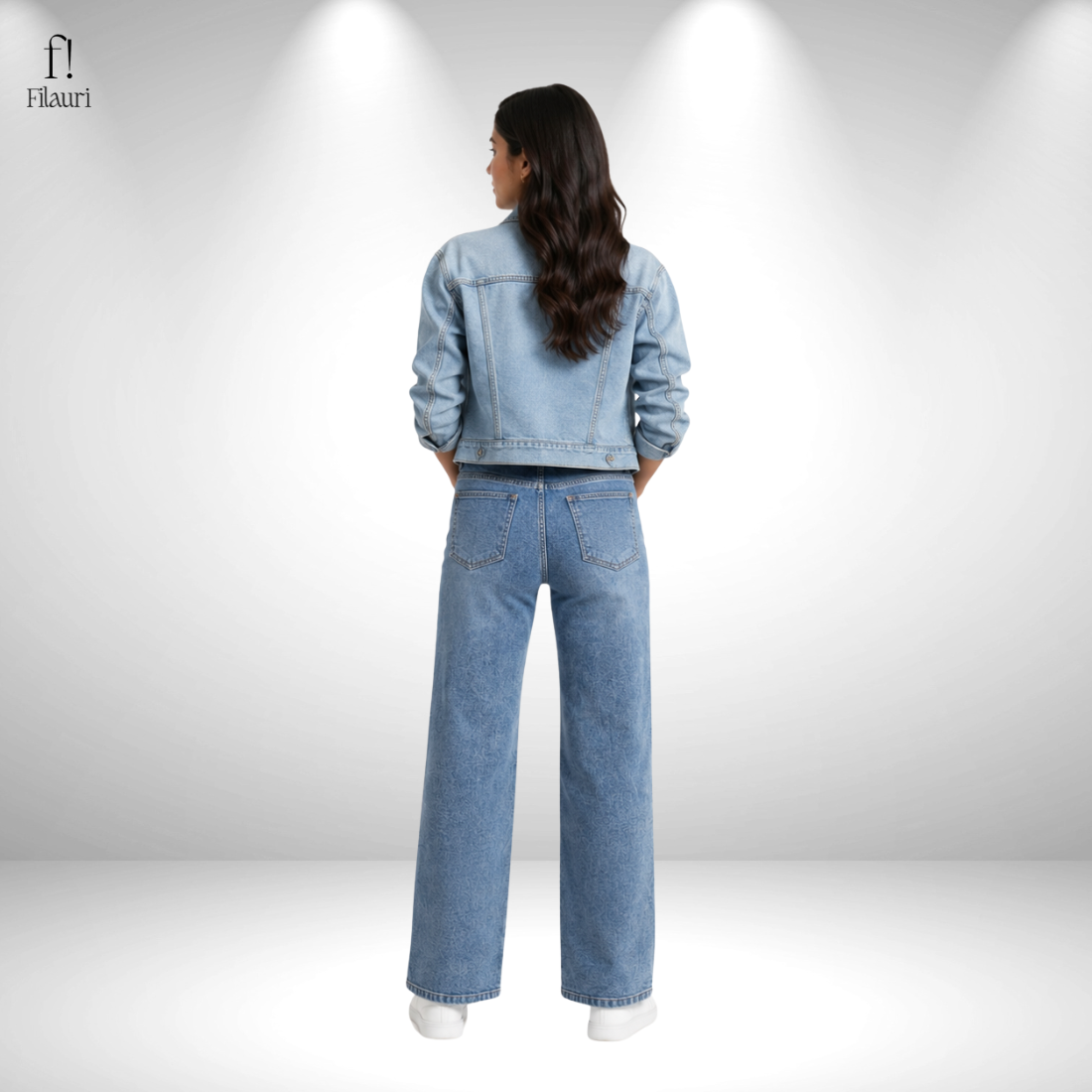 Filauri Women's Light Blue High Rise Straight Fit Jeans