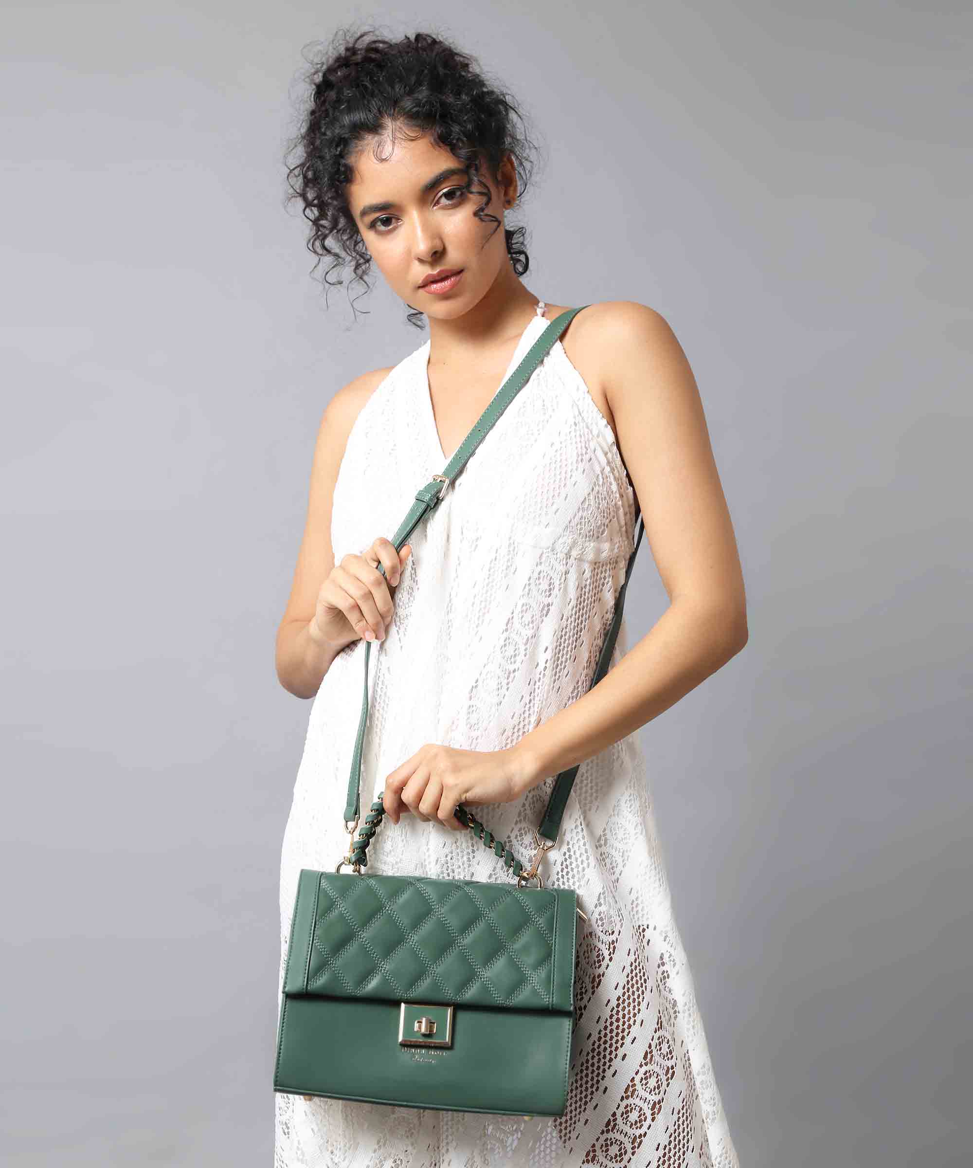 Stylish Top-Handle Bag with Quilted Detailing