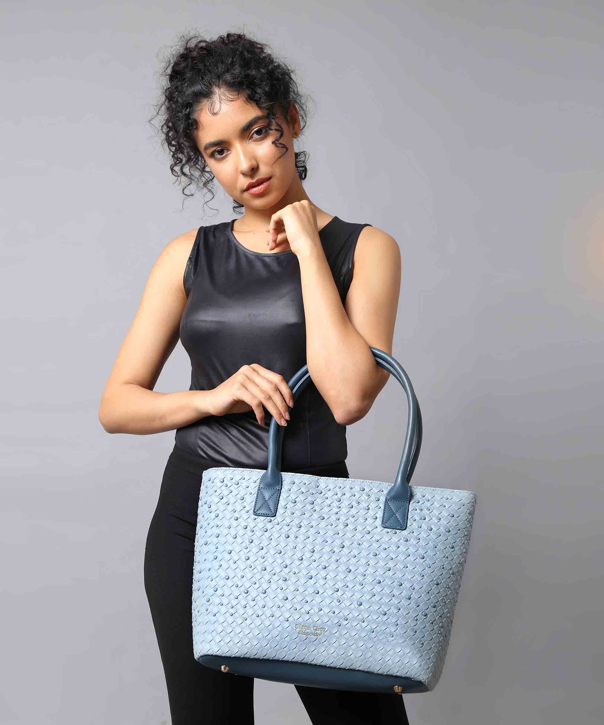 Stylish Woven Tote Bag for Everyday Elegance