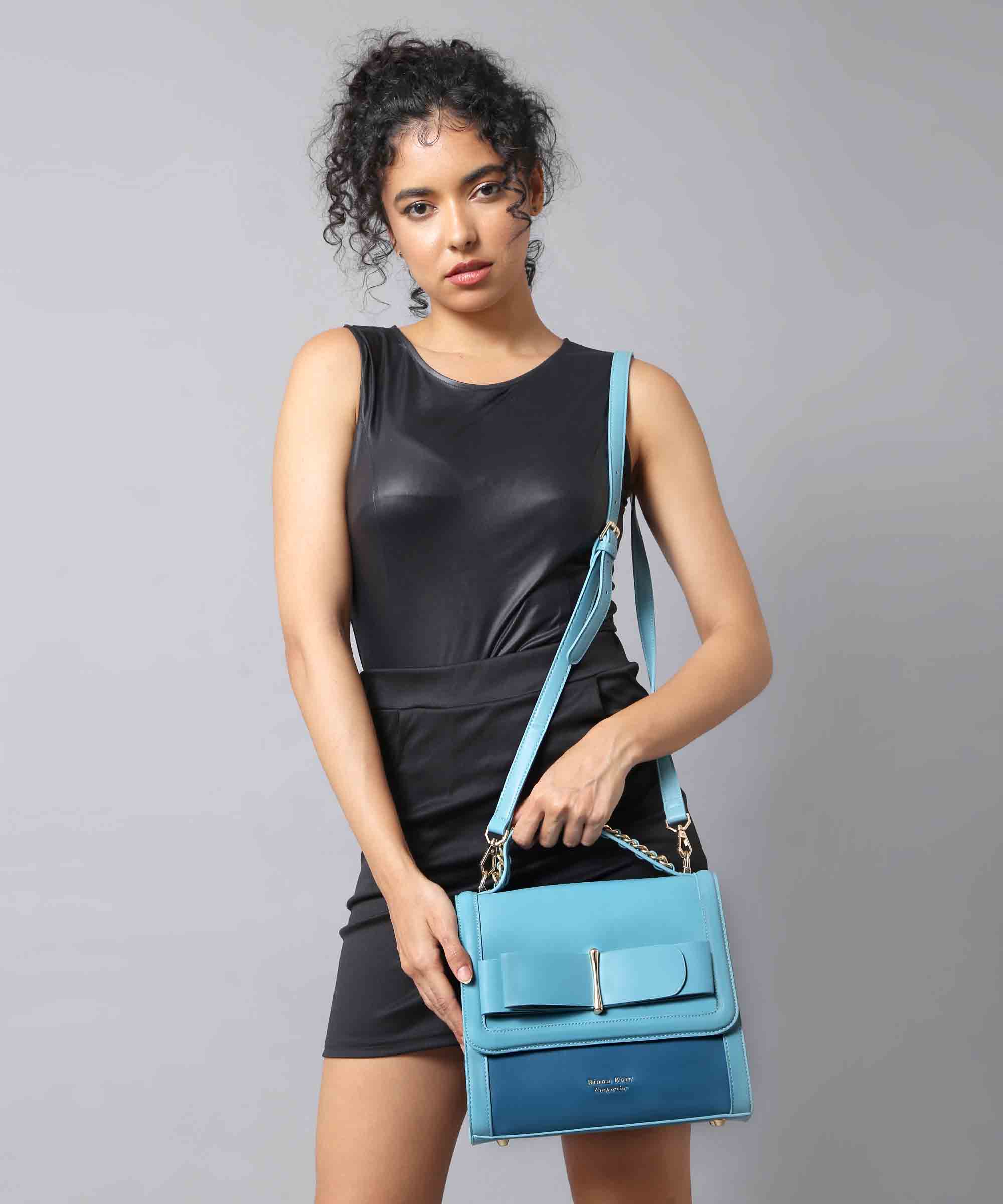 Elegant Bow Bag with Versatile Carrying Options