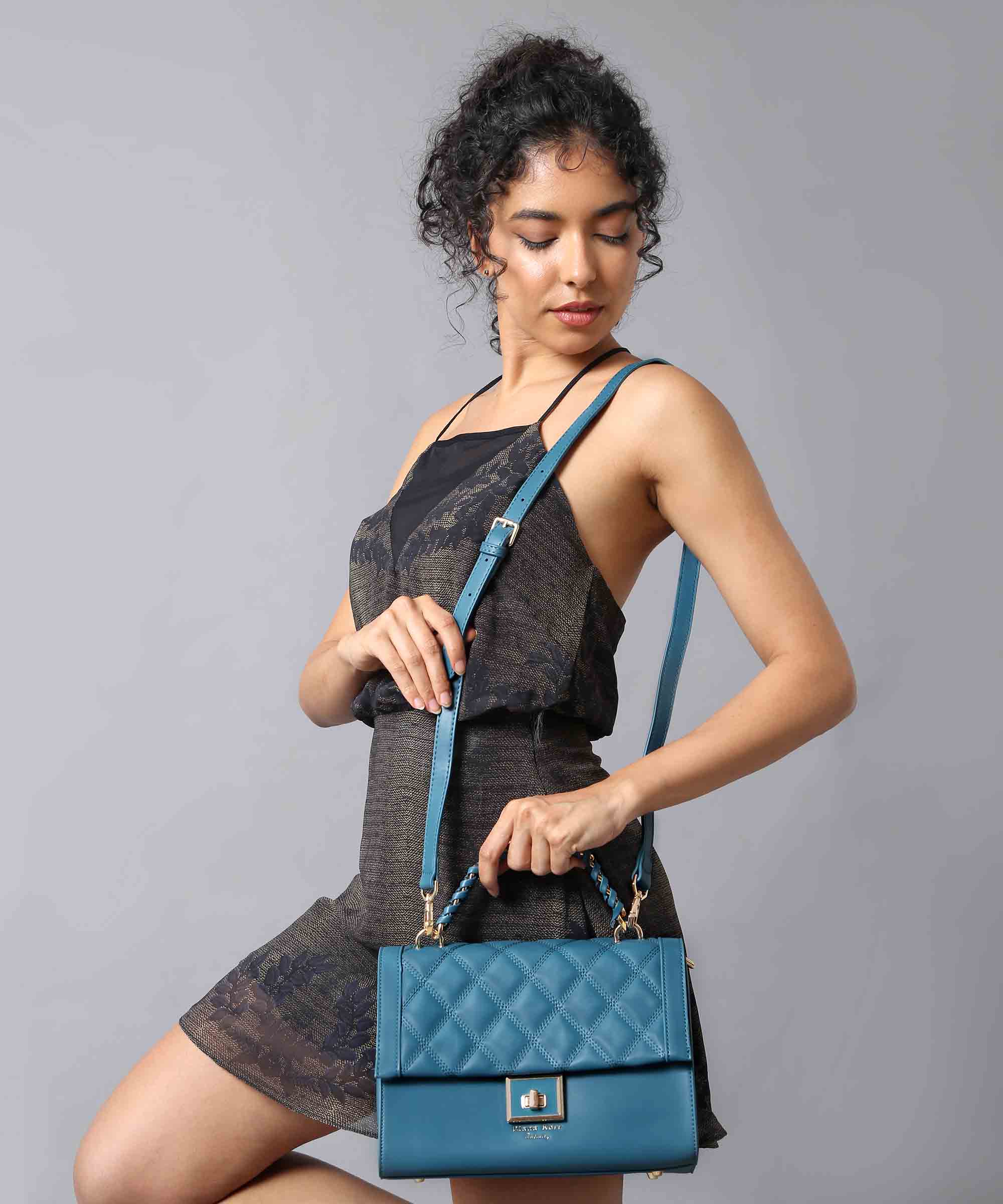 Stylish Top-Handle Bag with Quilted Detailing