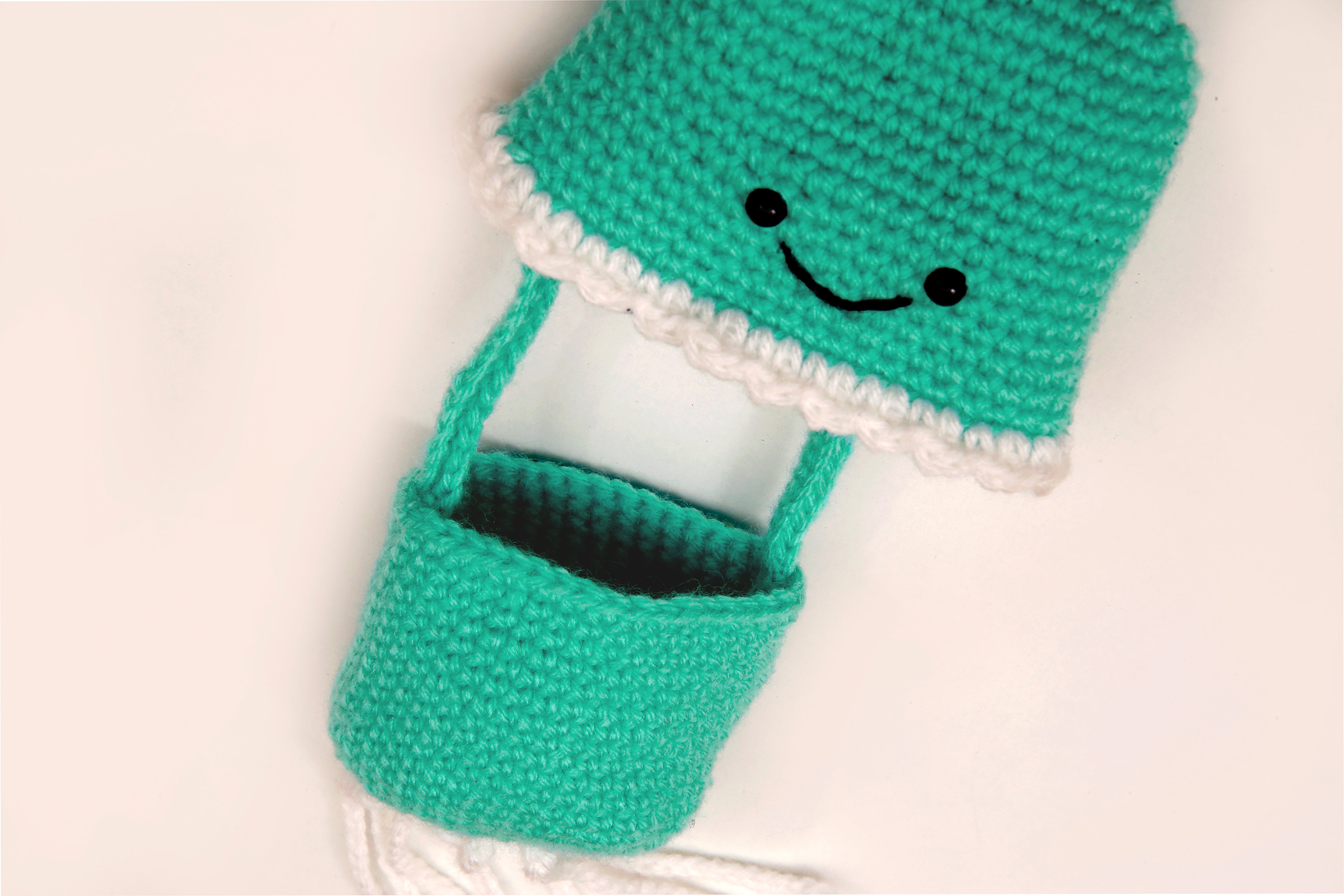 Handcrafted Crochet Jellyfish-Inspired Mini Air Pods Bag