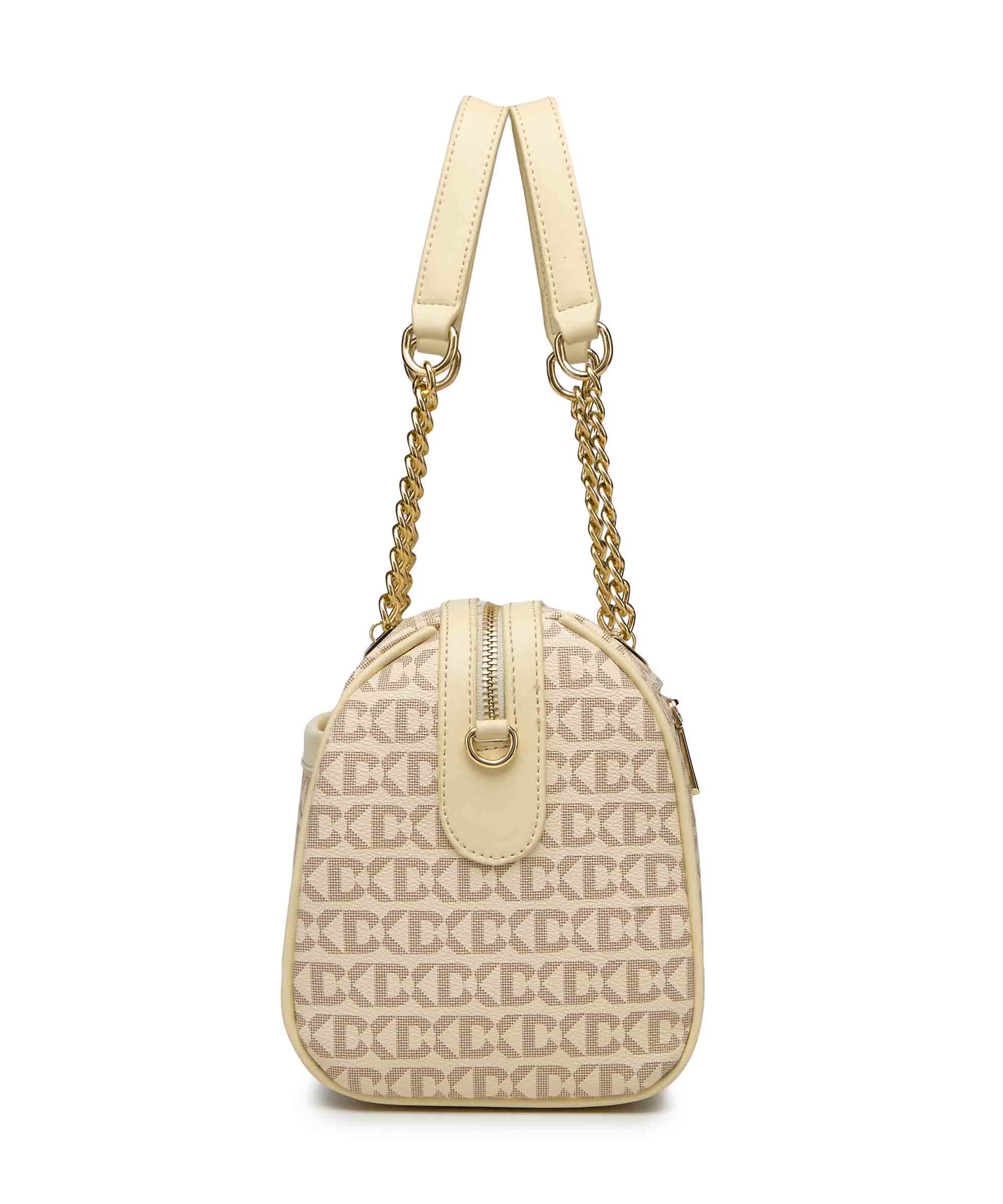 Luxurious Duffle Bag with Gold Chain Accent